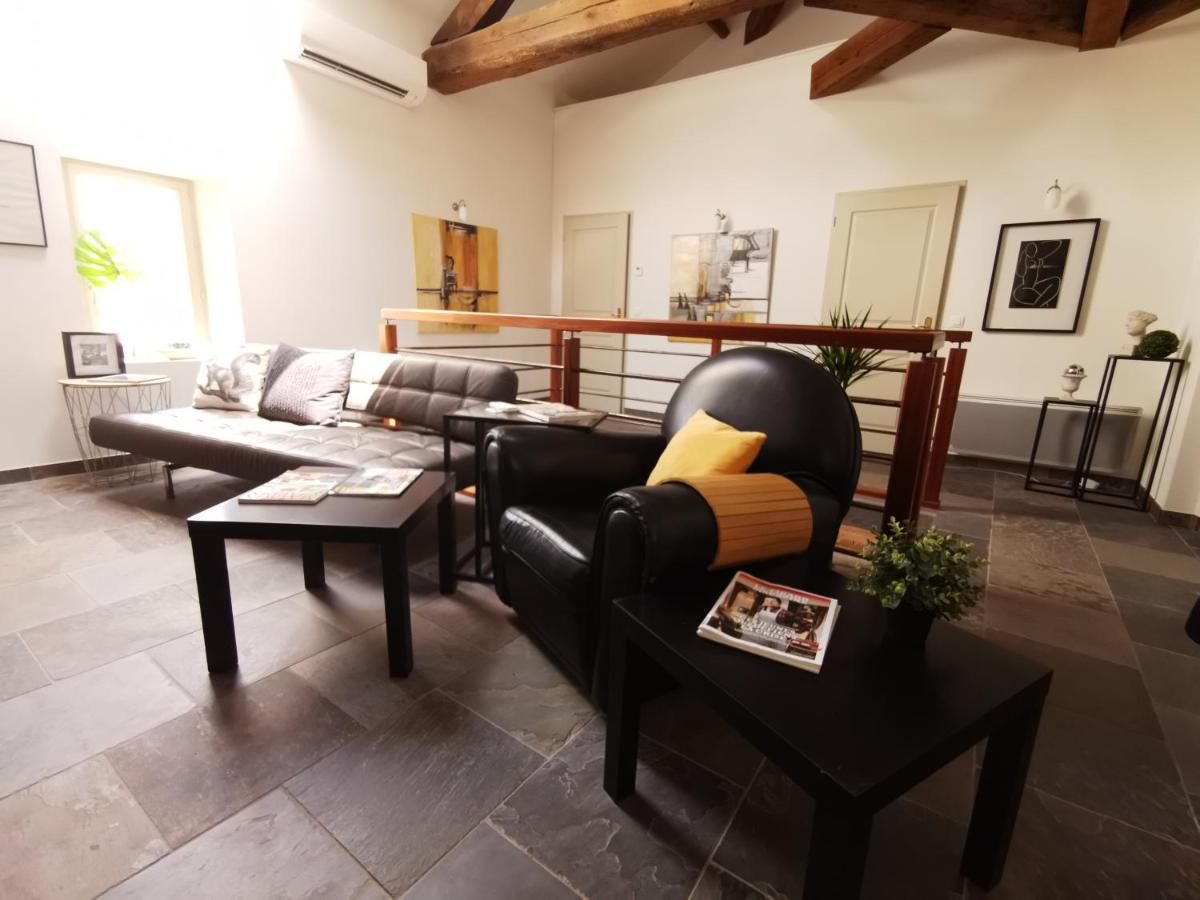 Les Chambres Du Lavoir Vert Tourbes Ngoại thất bức ảnh